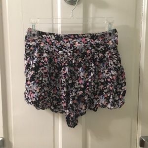 Floral flow shorts